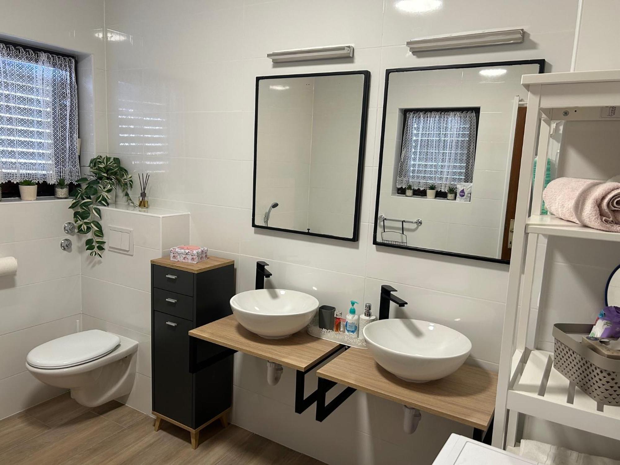 Starlight House Appartement Bjelovar Buitenkant foto
