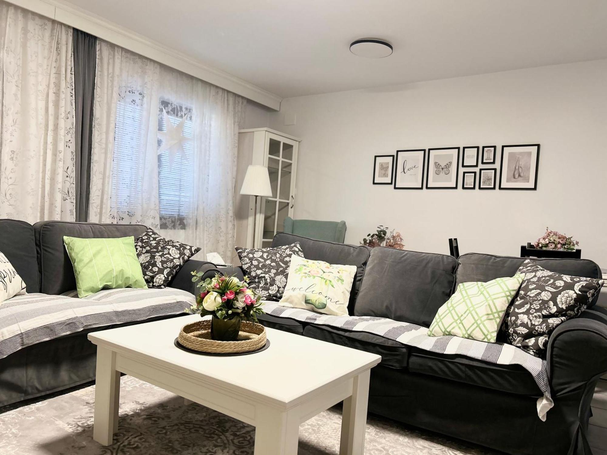 Starlight House Appartement Bjelovar Buitenkant foto